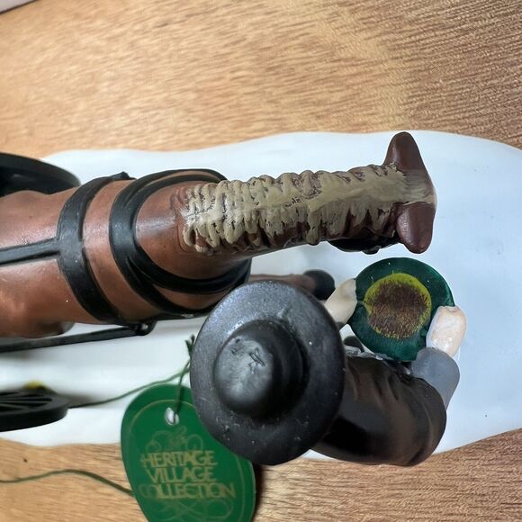 Heritage Village Dept 56 Amish Buggy #5949-8 NEEDS FIXED Carriage Glued See Pics - Picture 7 of 16